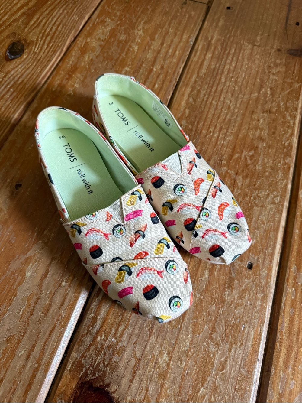 Toms Shoes